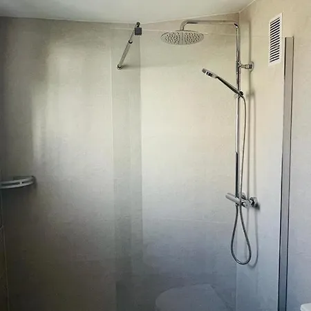 Un Balcon A * Естепона